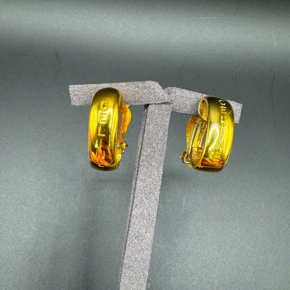 LOT 1336 The classiest Celine 24K gold plated clip on earrings - Picture 1 of 11